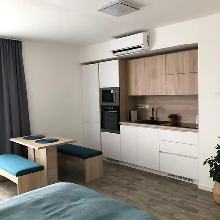 Apartment X28