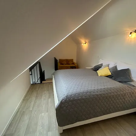 X28 Mikulov