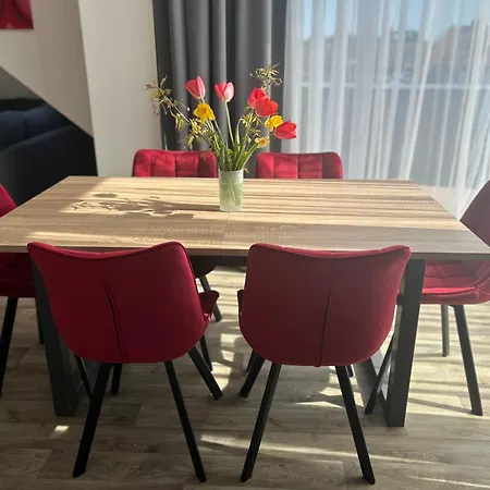 Apartment X28