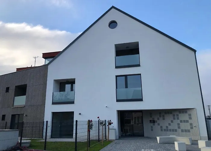 X28 * Mikulov