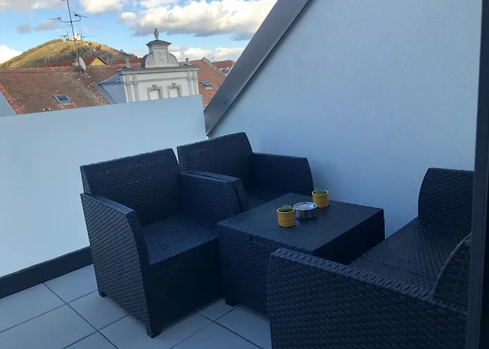 X28 * Mikulov