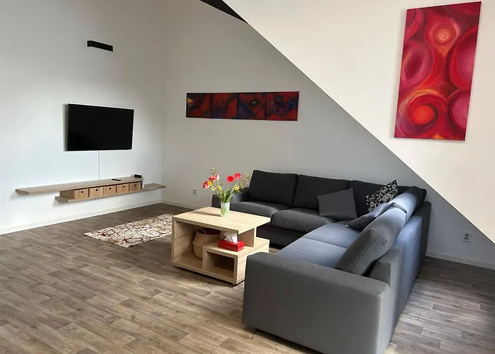 Apartment X28 *